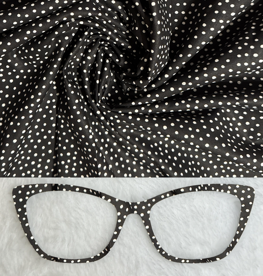 Black and White Dots