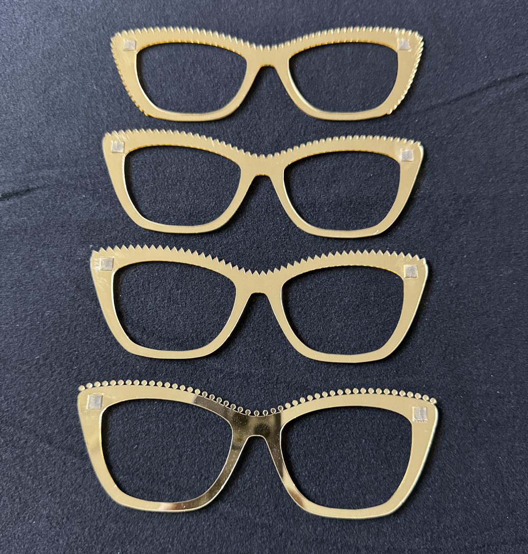 Wanda | Gold Krown 4 Pack | Mirror Smeared