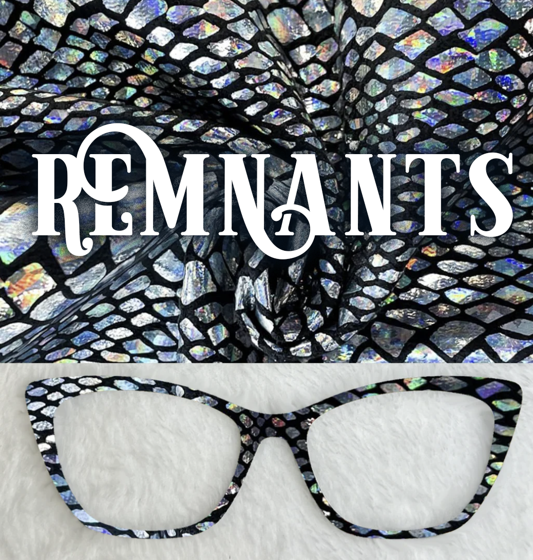 Remnant | Holo Snake | Silver